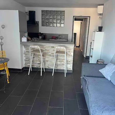 アパート Proche De La 1