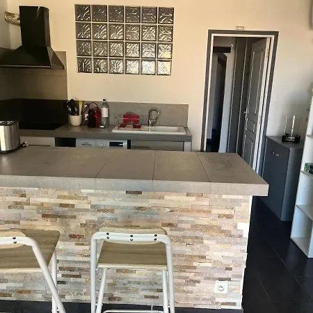 アパート Proche De La 1 コンカ