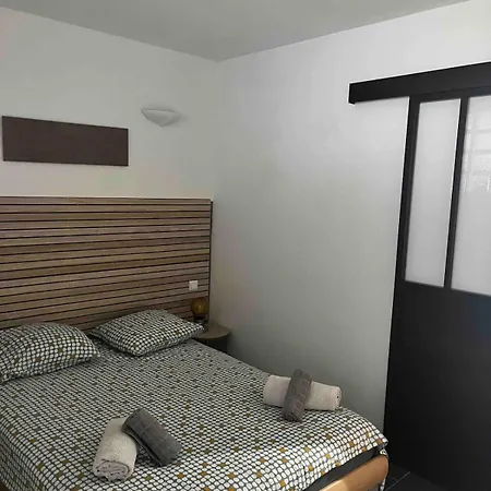 アパート Proche De La 1 *